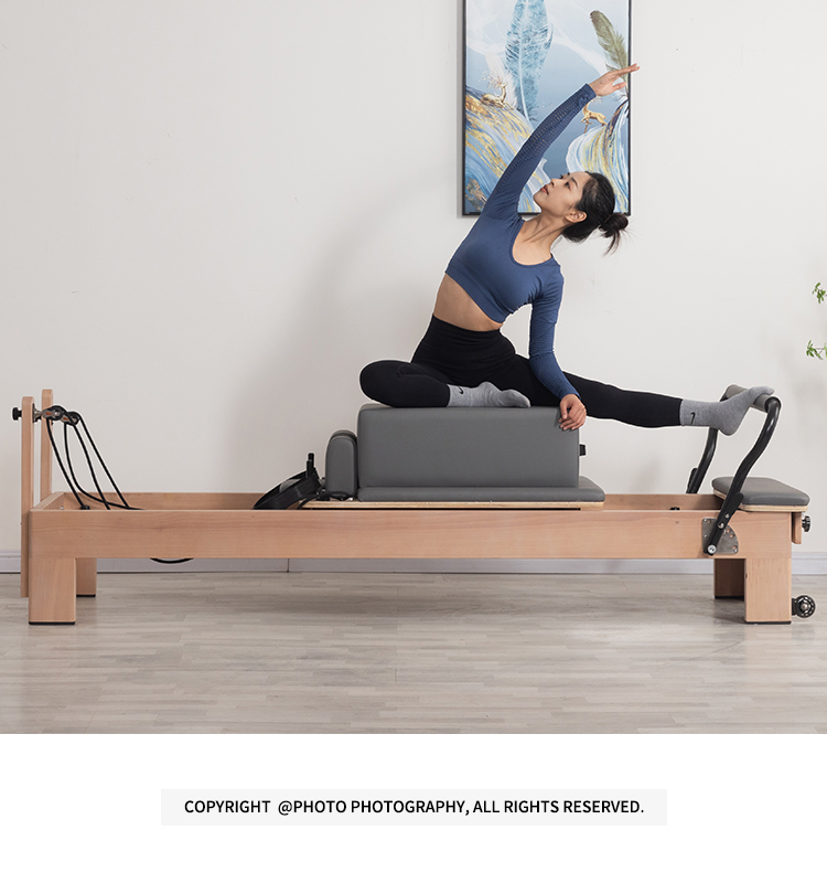 Maple wooden core pilates Reformer with inside footbar