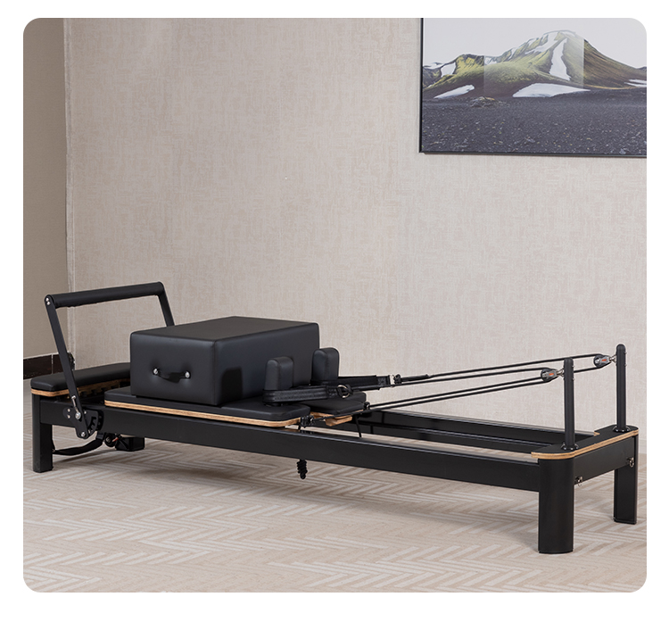 Aluminium Alloy Black Frame Pilates Reformer